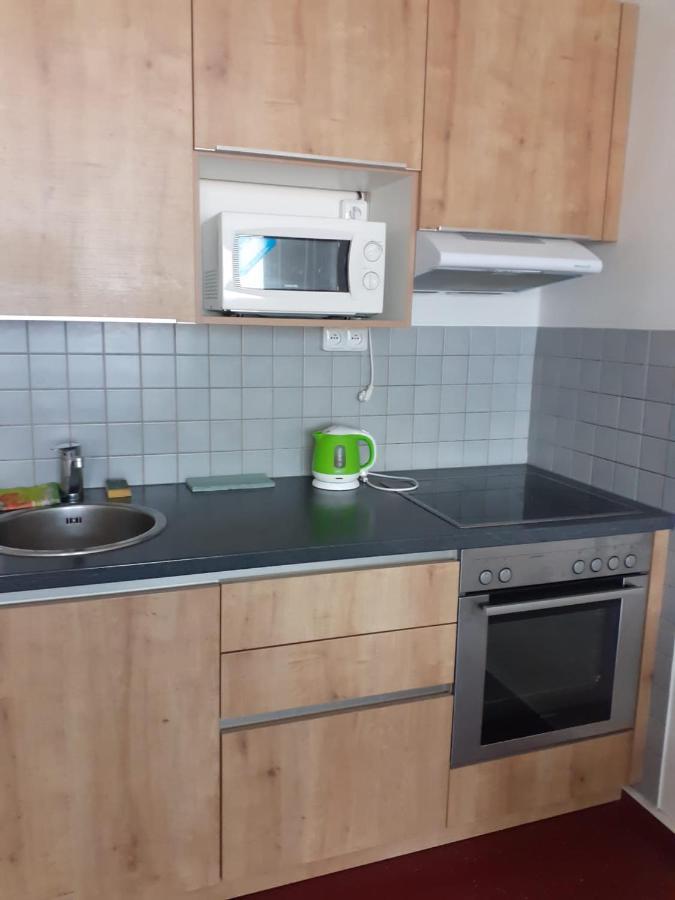 Km House Cerny Most Ostello Praga Esterno foto